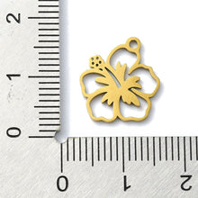 Cargar imagen en el visor de la galería, Dije de Flor en Acero Inoxidable Dorado