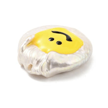 Cargar imagen en el visor de la galería, Perlas Naturales con Carita Feliz – Esmalte Amarillo