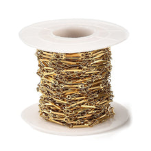Cargar imagen en el visor de la galería, Cadena de Acero Inoxidable 304 con Baño de Oro – Estilo Rectangular Cuboide (10m)