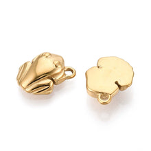 Cargar imagen en el visor de la galería, Charm Rana Dorada (Acero Inoxidable)
